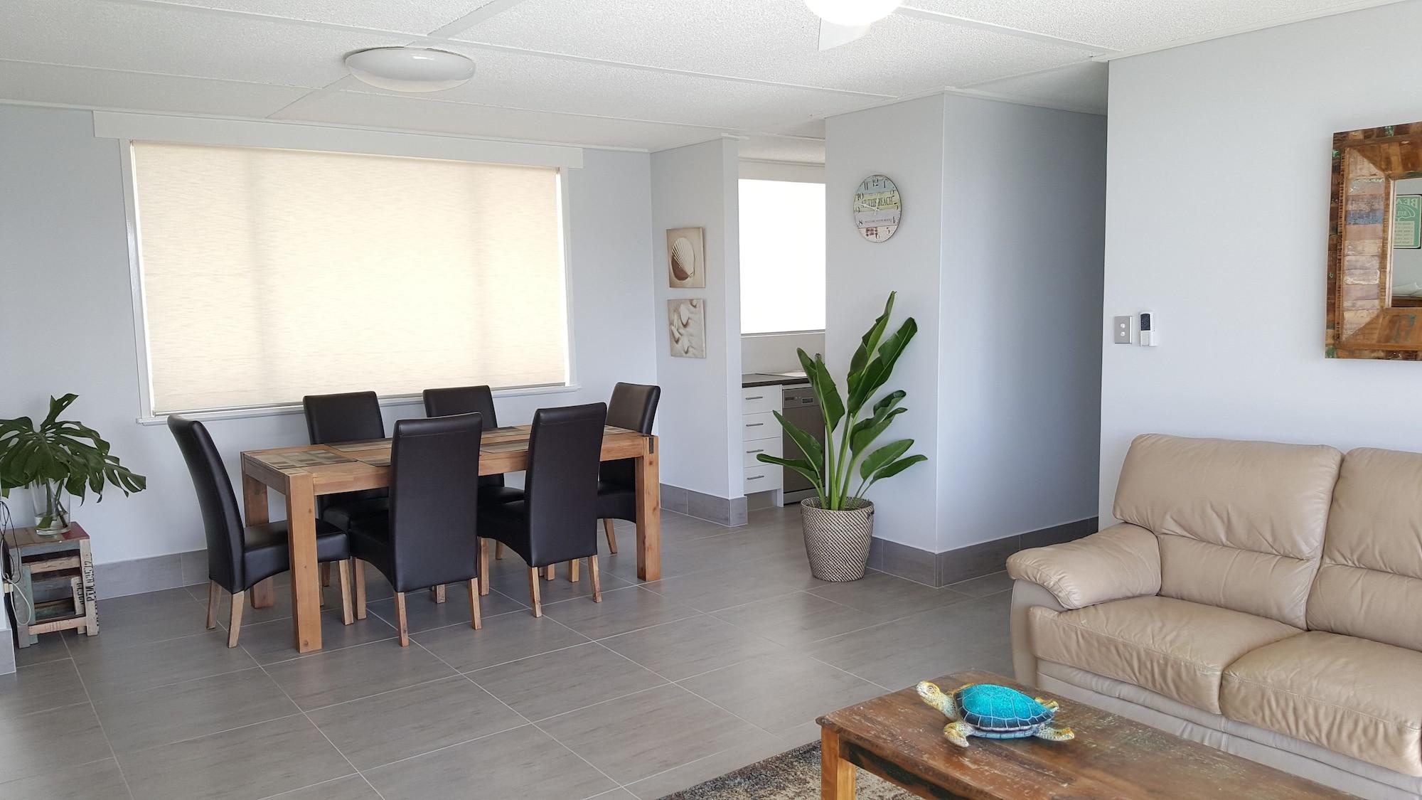 Wyuna Beachfront Holiday Apartments Gold Coast Exterior foto